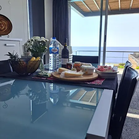 Vivenda Moura, * 칼루라