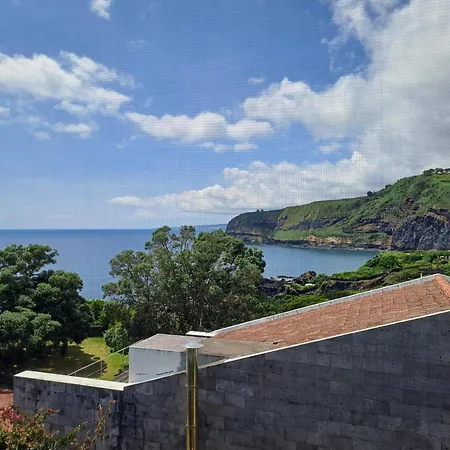 Vivenda Moura, 펜션 칼루라